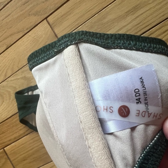 Shade & Shore - 34DD Bikini Top - Picture 5 of 5